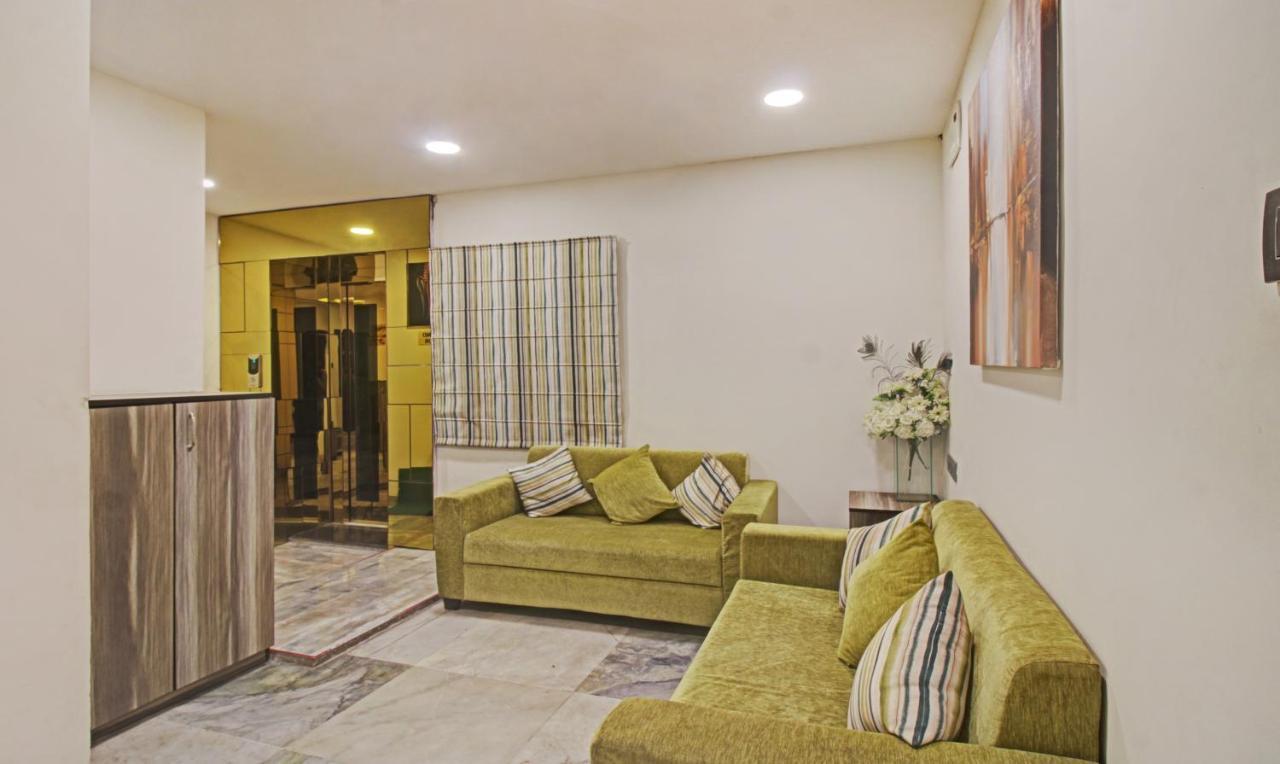 Treebo The Boss Hotel Rāipur Exterior foto