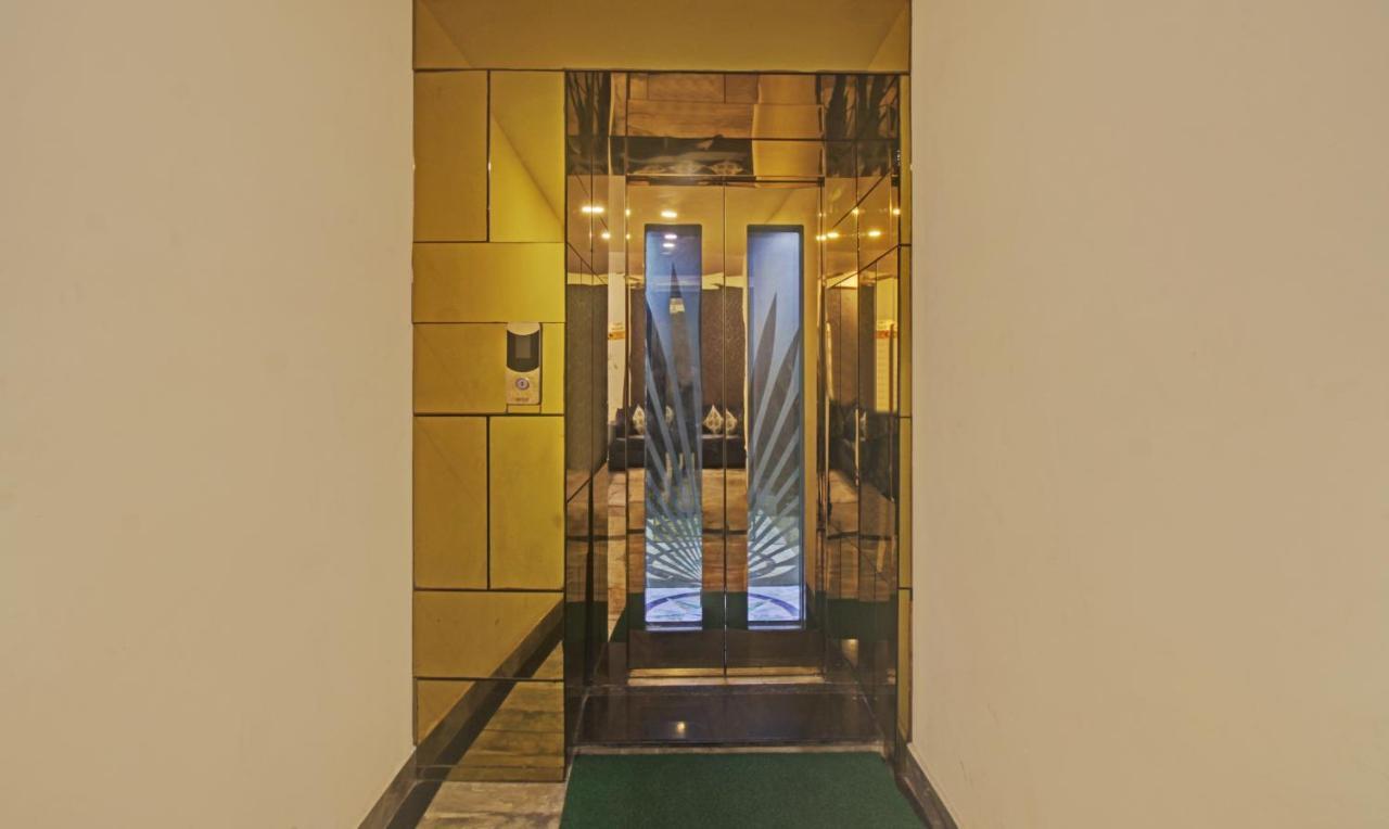 Treebo The Boss Hotel Rāipur Exterior foto